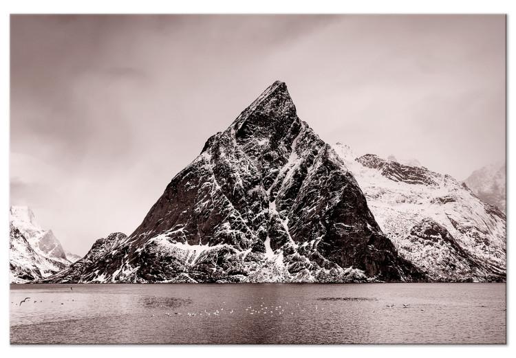 Canvas Inaccessible mountain - a photograph of a snow-capped peak in water