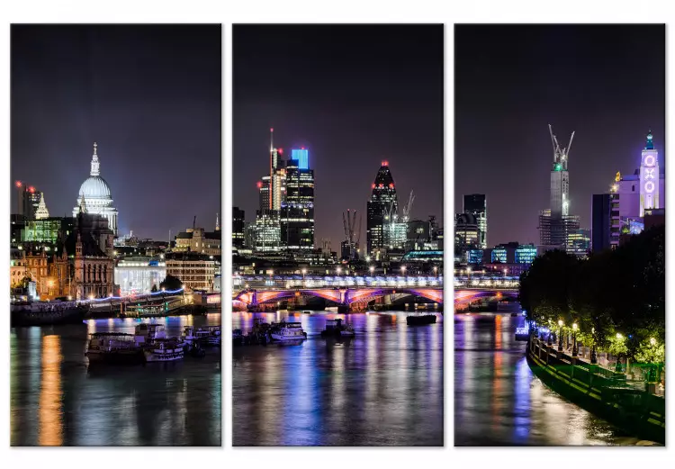 Canvas Triptych on the river in London - photo of the night city with bridge