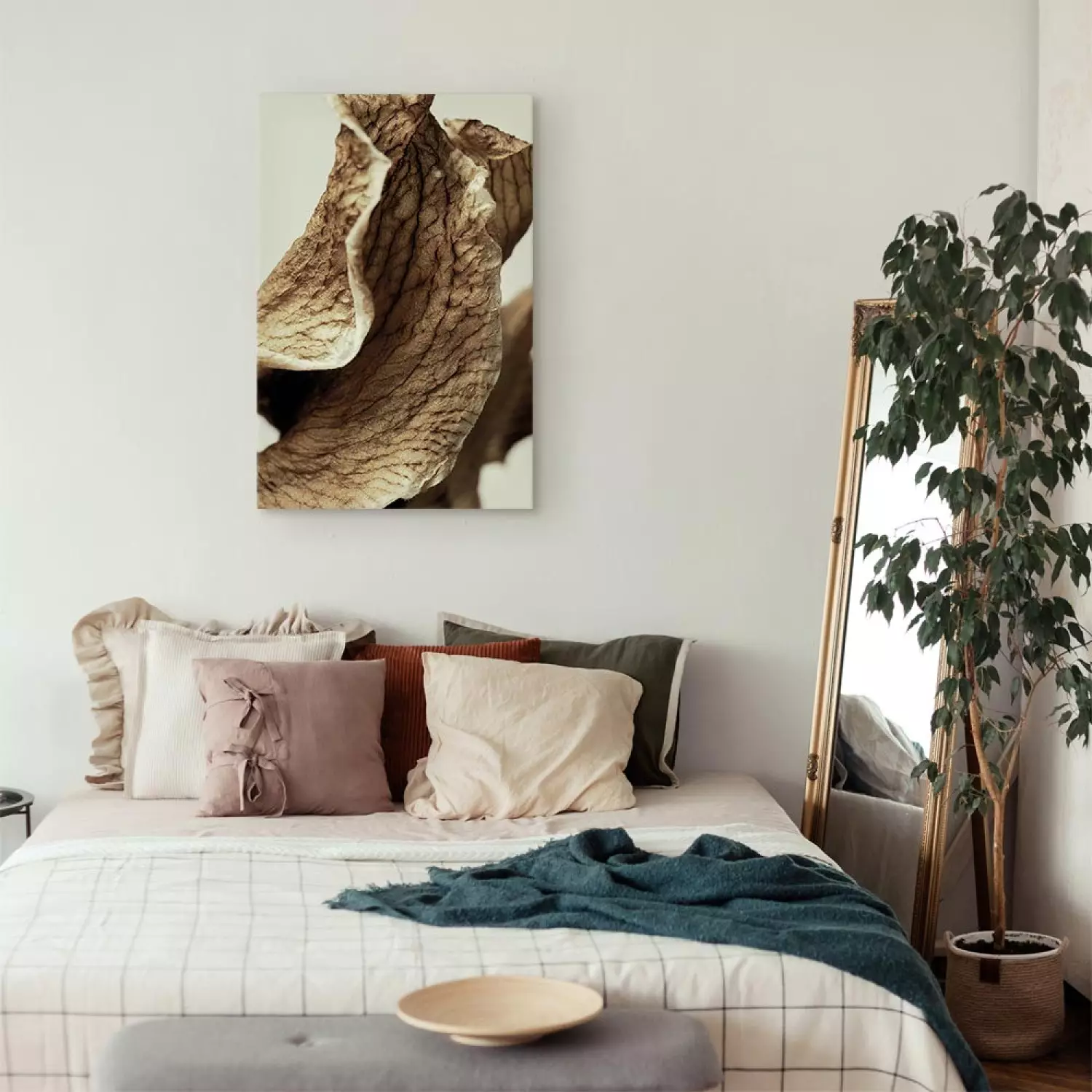 Canvas Print Wind Sculpture Vertical - leaf landscape in boho motif