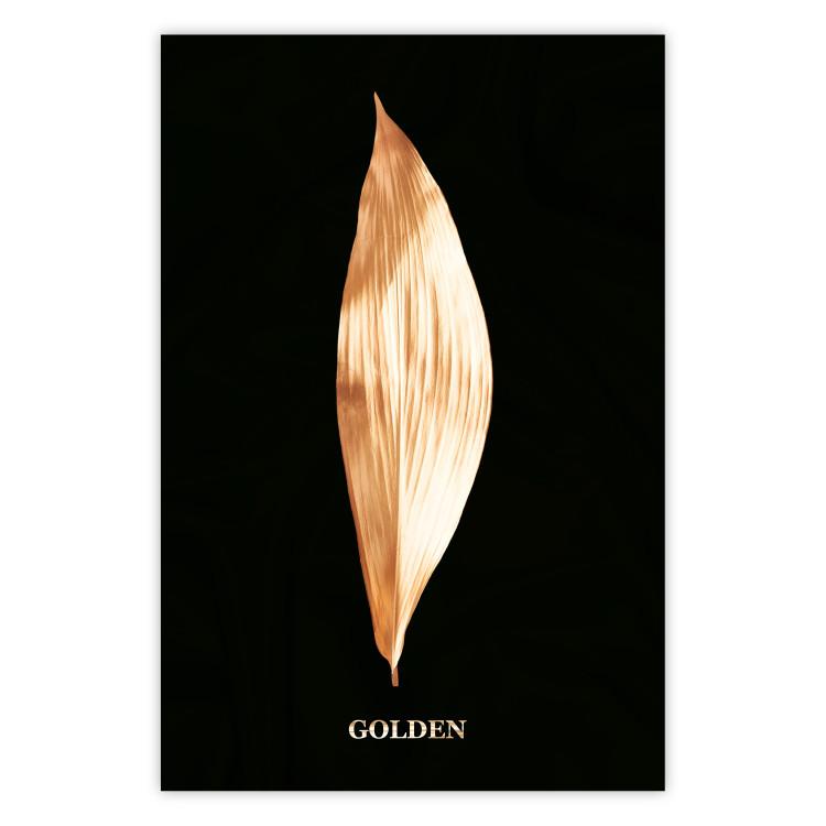 Poster Modest Elegance - plant composition of a golden leaf on a black background