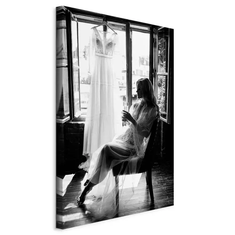 Woman and wedding dress - black and white photo with sitting woman