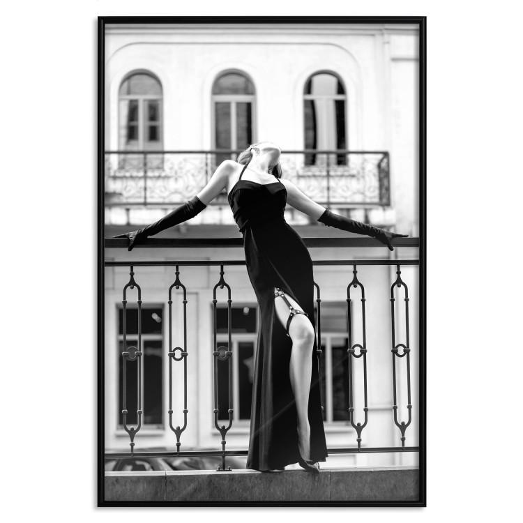 Poster Dance in Paris - black and white photograph of a woman against architectural backdrop