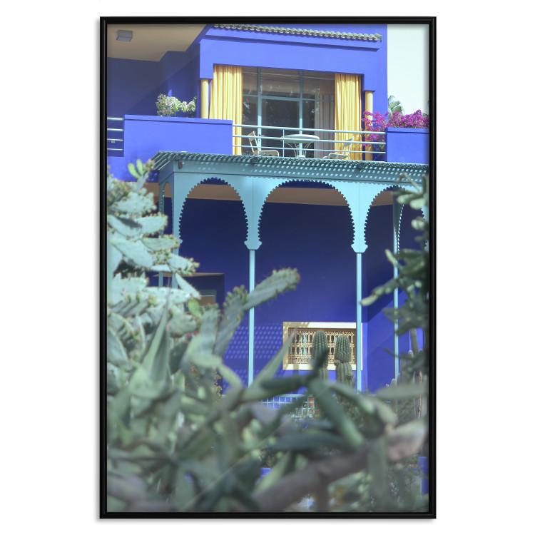 Poster Majorelle Garden - luxurious blue building with columns and garden