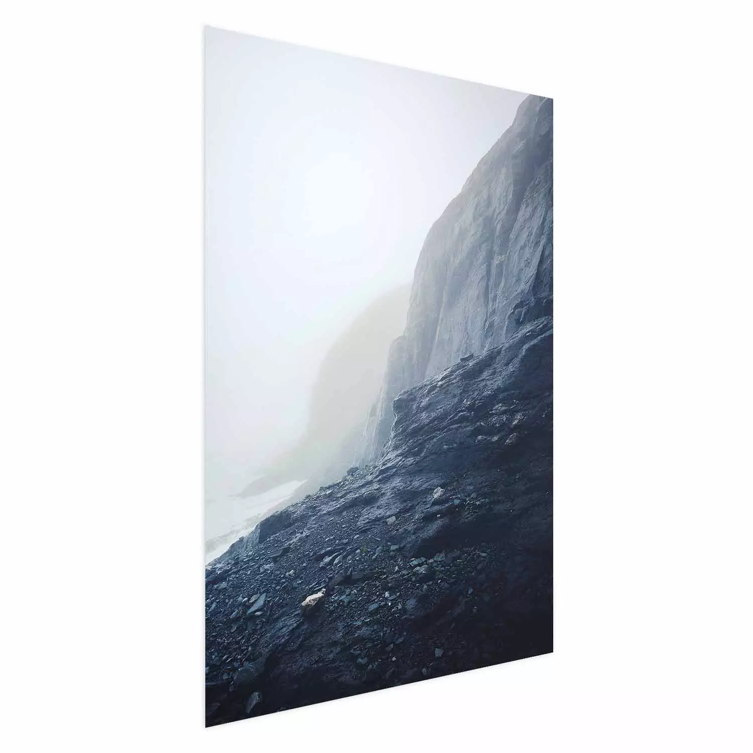 Poster Misty Statue - landscape of rocky cliffs above water in thick fog