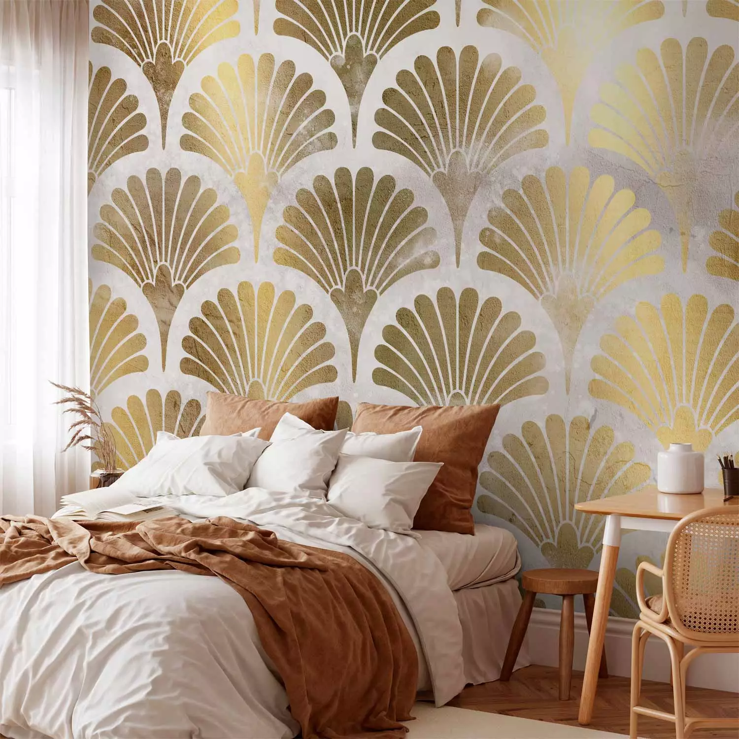 Photo Wallpaper Abstract - gold fan motif in art deco style on white background