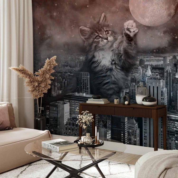 Wall Mural Animal in New York - cat motif on a background of moon and grey city