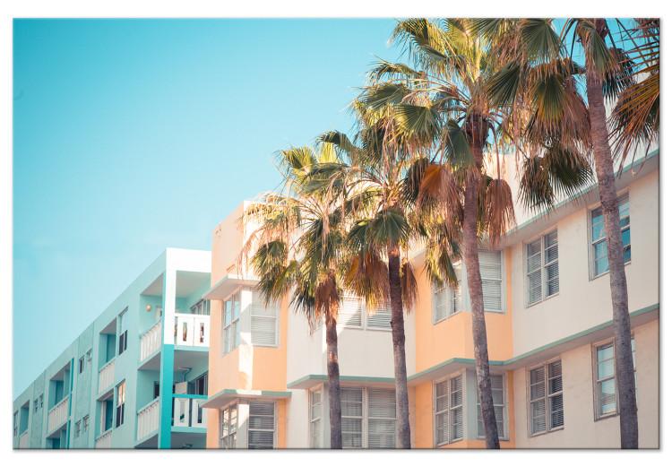 Canvas Miami City in Summer - Palm Trees and Florida Coast Architecture in Pastel