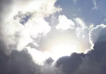 Photo Wallpaper Sky With Clouds - Light Blue Motif With Sun Rays Wallpaper Cropper