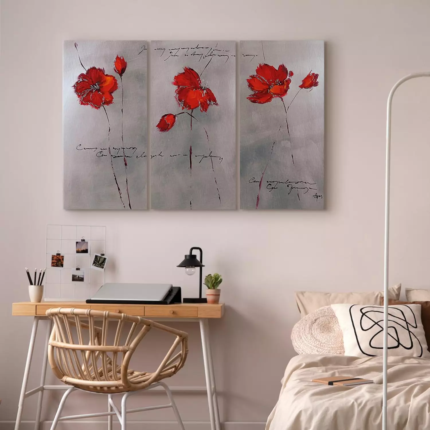 Canvas Print Subtlety of Poppies (3-piece) - Gray fantasy with flowers and inscriptions