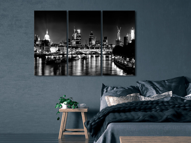 Canvas Triptych London by night - black and white panorama with the Thames 123650 additionalImage 3