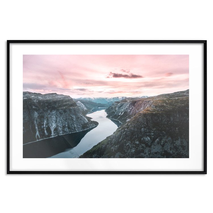 Poster Lake Ringedalsvatnet - majestic landscape of mountains and pink sky 117621 additionalImage 15
