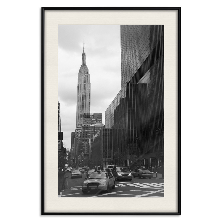 Poster New York Street - black and white architectural shot in the city center 117141 additionalImage 18