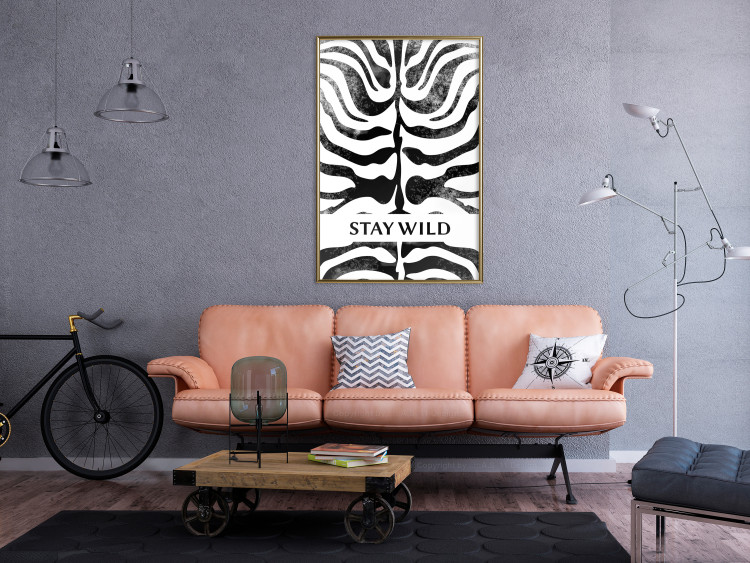 Poster Stay Wild - English inscriptions on a black-and-white zebra background 127061 additionalImage 7