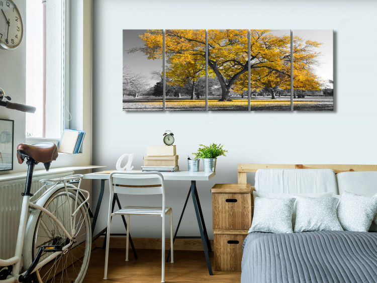 Canvas Art Print The oldest tree - autumn landscape, tree and golden leaves 122771 additionalImage 3