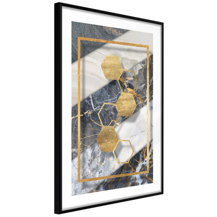 Poster Geometric Chain - Elegant gold abstraction on a marble background 114381 additionalImage 11