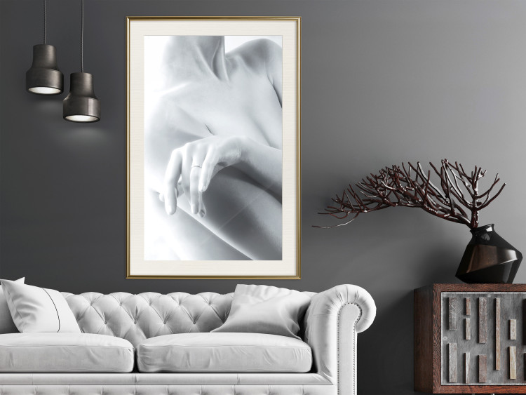Poster Feminine Delicacy - black and white nude of a woman with a ring on her finger 123481 additionalImage 21