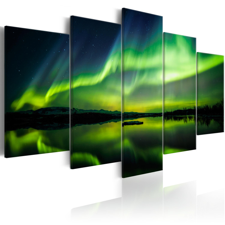 Canvas Print Night Glow (5-piece) - Sky with Green Aurora over Calm Sea 105191 additionalImage 2