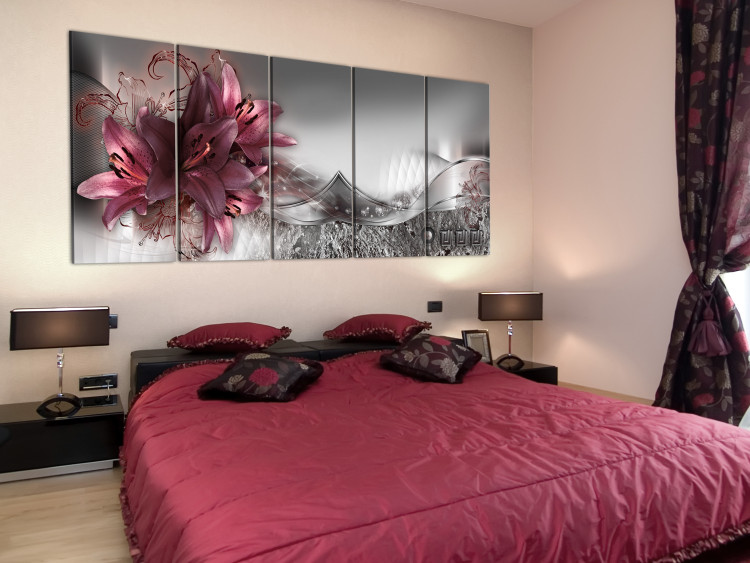Canvas Art Print Timeless Flowers (5-piece) - Abstraction with Pink Lilies 105002 additionalImage 3