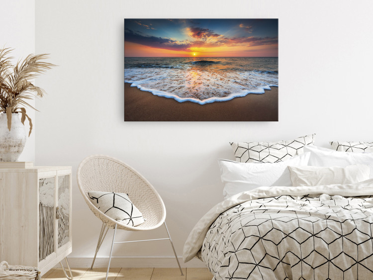 Canvas Art Print Gentle Wave (1-piece) Wide - beach against the backdrop of a sunset 137502 additionalImage 3