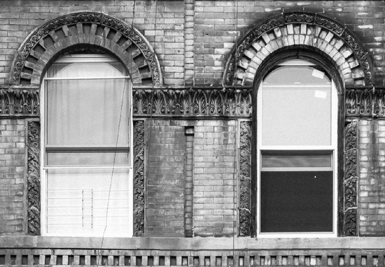 Poster Brick Apartment - black and white architectural shot in New York City 117232 additionalImage 8