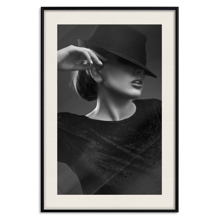 Poster Dreamer - black and white elegant portrait of woman with hat 123642 additionalImage 18