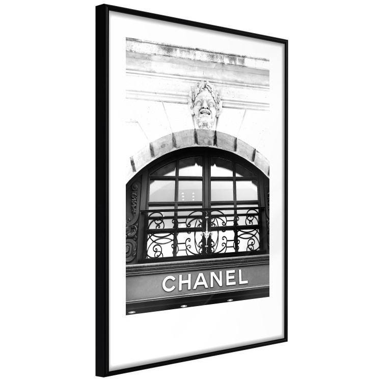 Poster Chanel - black and white architectural building with sculpture and ornaments 126682 additionalImage 6