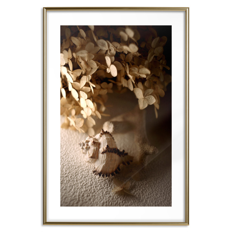 Wall Poster Rustling Shell - flowers and seashell on the beach in brown colors 131782 additionalImage 16