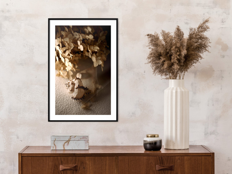 Wall Poster Rustling Shell - flowers and seashell on the beach in brown colors 131782 additionalImage 23