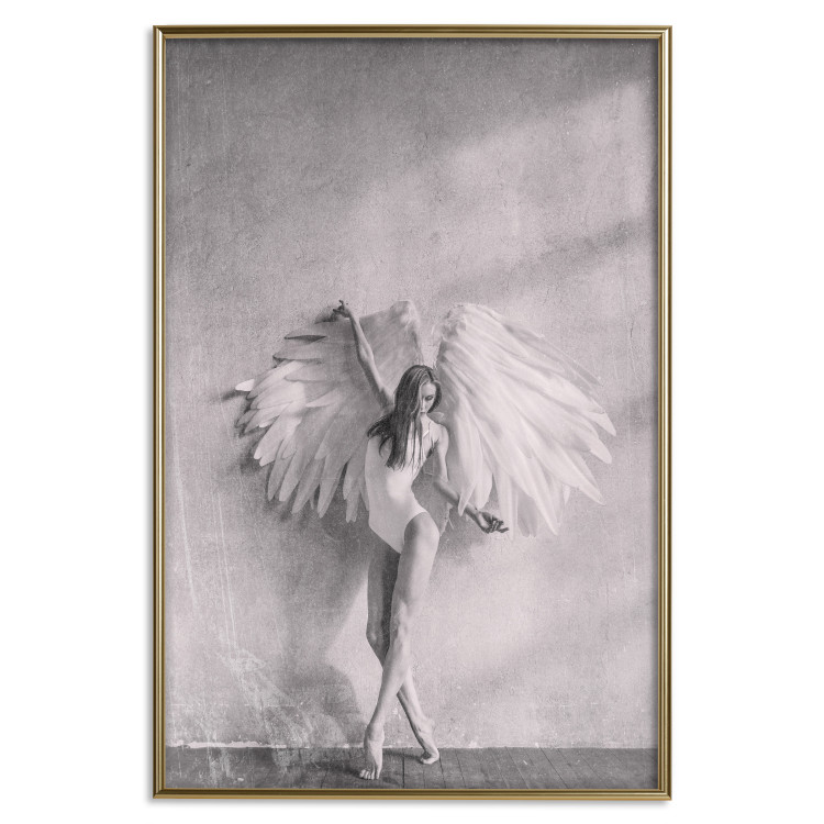 Poster Winged - black and white woman with large wings against a concrete background 134182 additionalImage 15