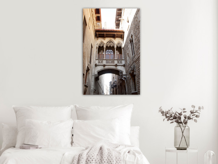 Canvas Gothic district in Barcelona - photograph of historic architecture 123913 additionalImage 3