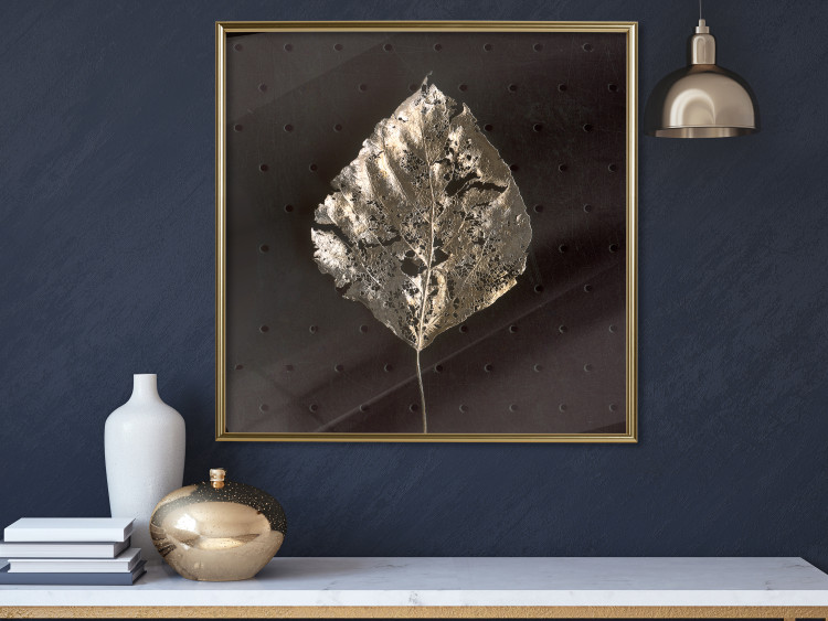 Poster Twilight of Summer - abstraction with a golden leaf on a background of deep black 118753 additionalImage 7