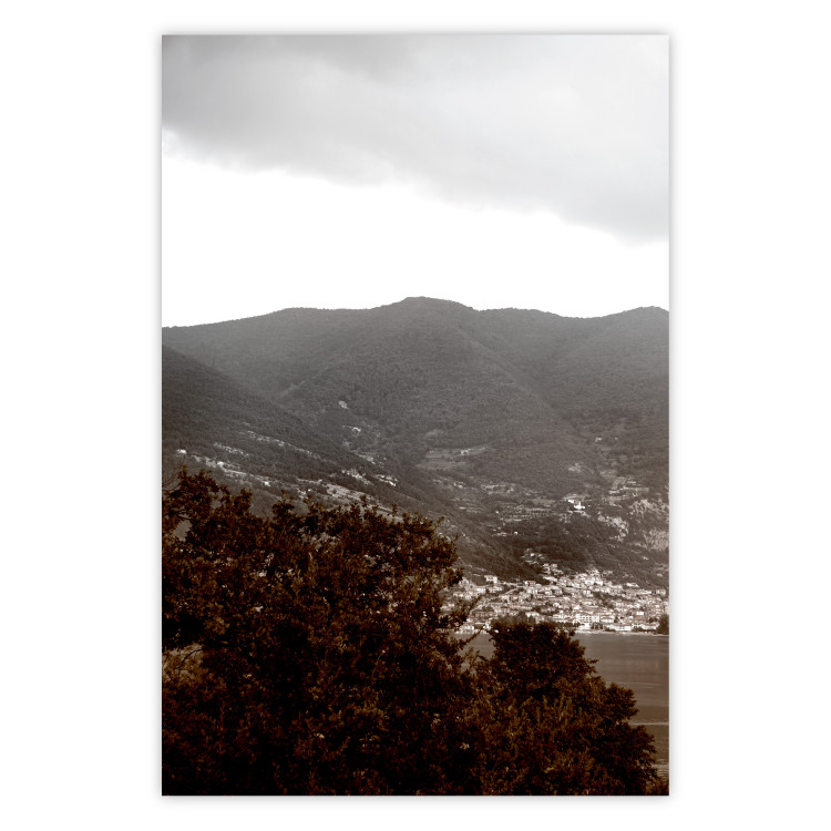 Poster Valley - cityscape by the sea against mountains and cloudy sky 124473