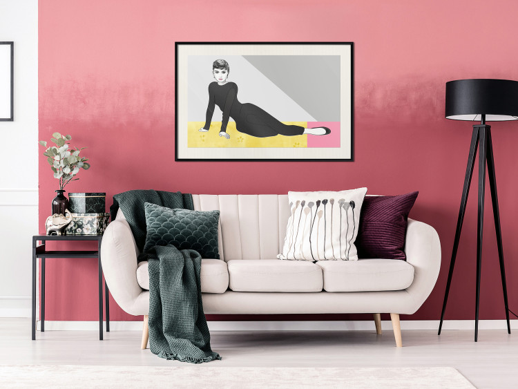 Wall Poster Beautiful Audrey - composition with the figure of a famous woman against an abstract background 117544 additionalImage 22