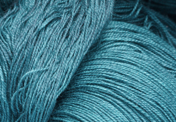 Canvas Art Print River of wool - an abstract depicting weave of turquoise yarns 124954 additionalImage 5