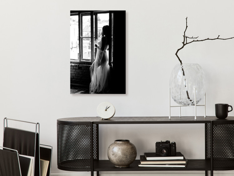 Canvas Woman with champagne - black and white photo with woman silhouette 132264 additionalImage 3