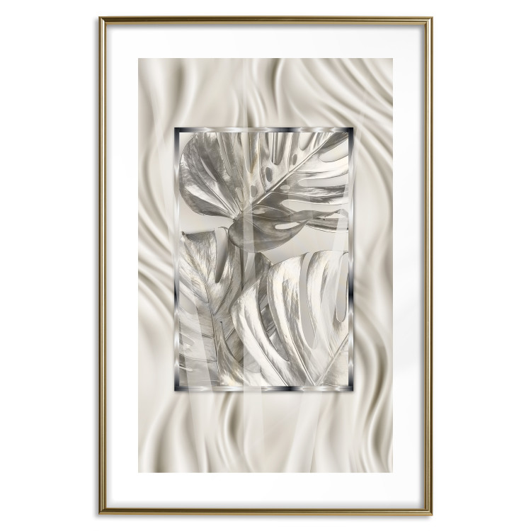 Poster Jungle Treasure - silver emblem of a tropical leaf on a white background 125894 additionalImage 14