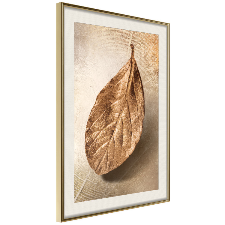 Poster Golden Lightness - golden leaf with distinct texture on a beige background 127394 additionalImage 3