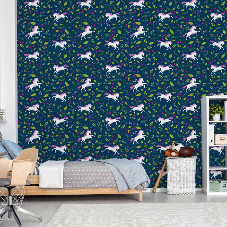 Modern Wallpaper Lovely Steed 129045 additionalImage 8