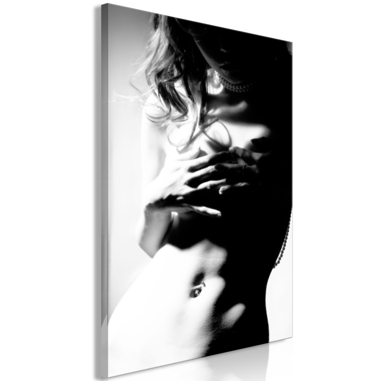 Canvas Art Print Gentleness of Contrast (1-part) - Female Nude in Black and White 114555 additionalImage 2