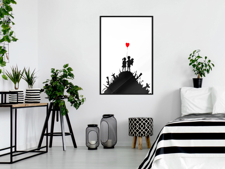 Poster Battlefield - black and white composition with a pair of children and a heart-shaped balloon 118765 additionalImage 5
