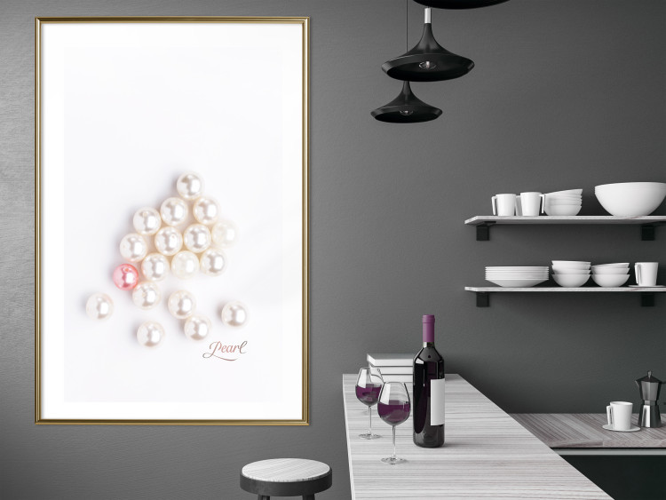 Poster Pearl - white and red pearls with English text on a light background 125865 additionalImage 15
