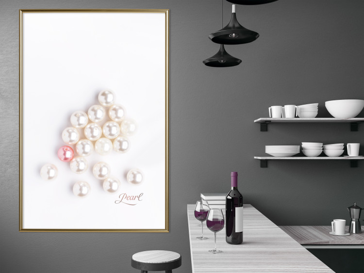 Poster Pearl - white and red pearls with English text on a light background 125865 additionalImage 5