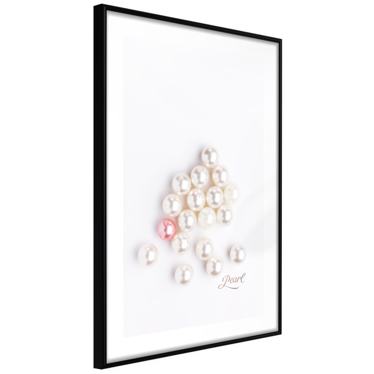 Poster Pearl - white and red pearls with English text on a light background 125865 additionalImage 13