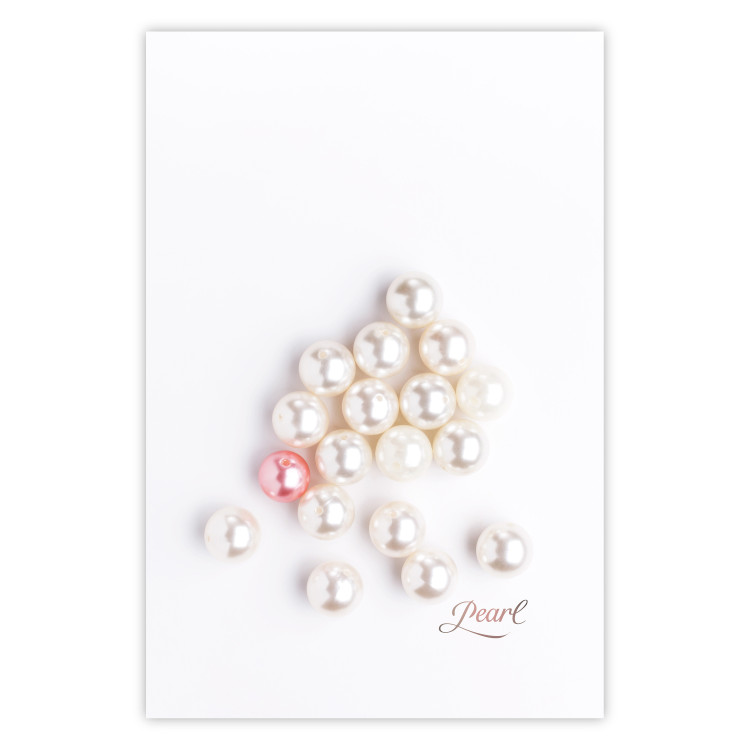 Poster Pearl - white and red pearls with English text on a light background 125865