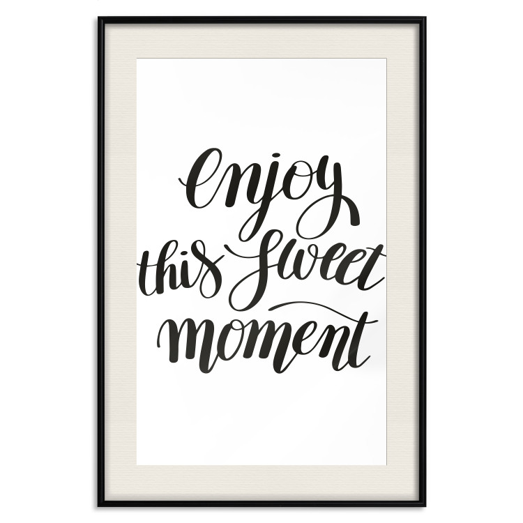 Poster Enjoy This Sweet Moment - black English text on a solid background 114675 additionalImage 26