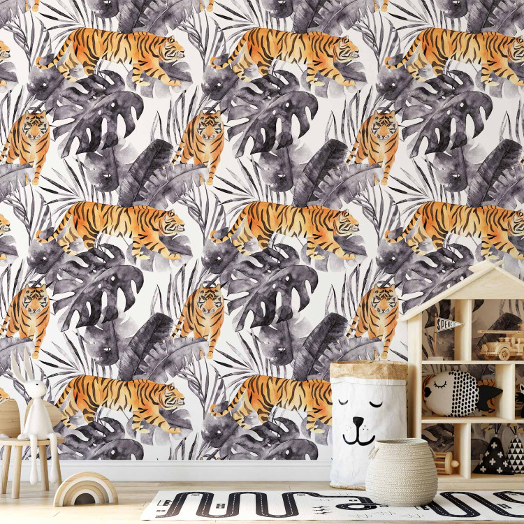 Modern Wallpaper Crouching Tiger 129016 additionalImage 5