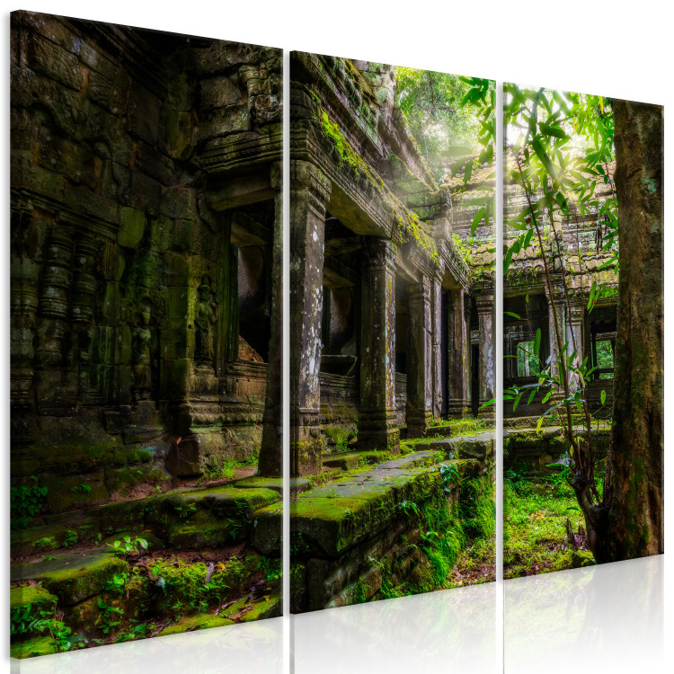 Canvas Art Print Temple of Preah Khan - Asian architecture full of plants 124376 additionalImage 2