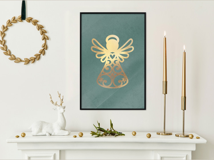 Poster Angelic Holidays - golden angel on a contrasting green background 137976 additionalImage 21