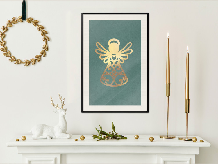 Poster Angelic Holidays - golden angel on a contrasting green background 137976 additionalImage 11