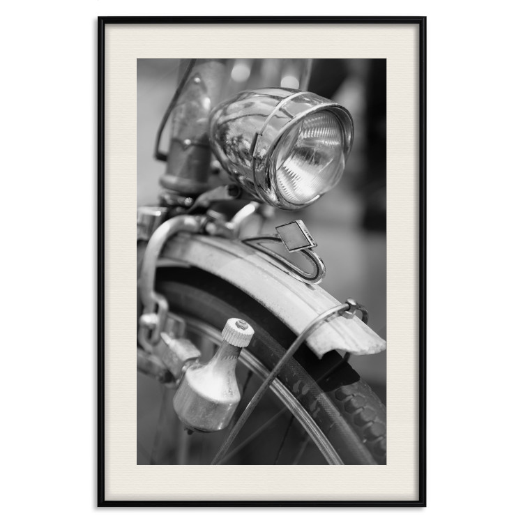 Poster Bicycle Details - black and white composition with a close-up of a bike 117786 additionalImage 18